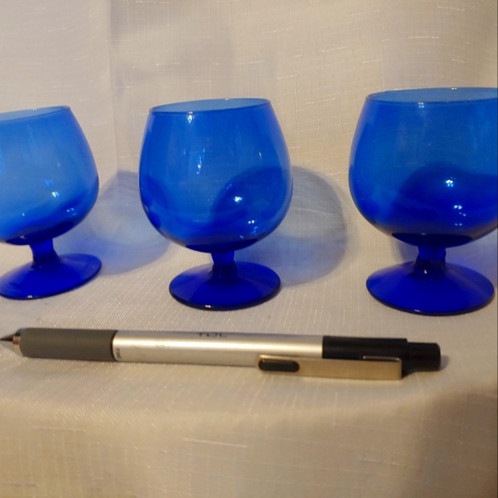 3 Hand-blown cobalt blue small glass snifters